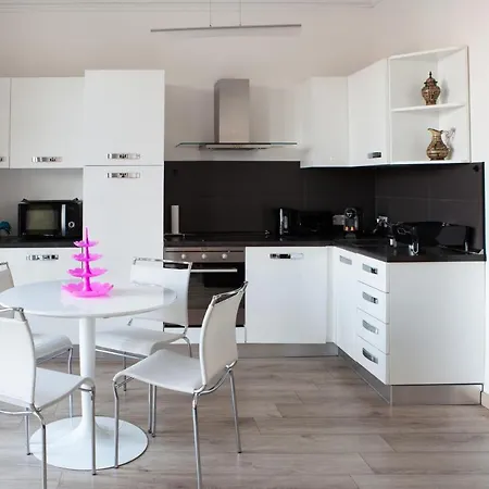 Apartment Bright New With Wonderful Views Nizza